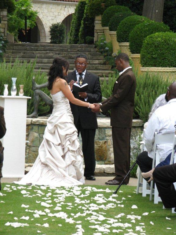 Image name: Wedding_Ceremony_at_the_Dallas_Arboretum_054_1331669462_2144